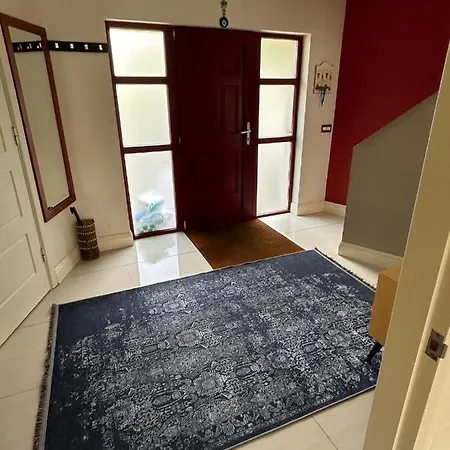 Holiday home Modern 4 Bedroom House Ring Of Kerry -killarney *