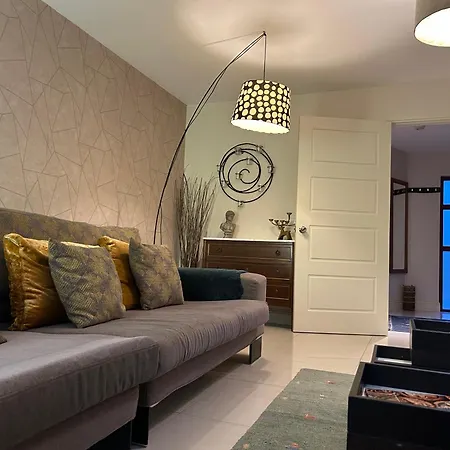 펜션 Modern 4 Bedroom House Ring Of Kerry -killarney 킬라니